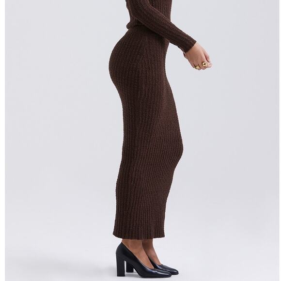 House of CB Women's Sloane Bouclé Knit Maxi Skirt Chocolate Brown Size M NWT - Picture 2 of 9
